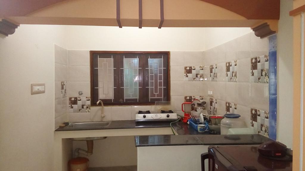 Sabri Guest House Tiruvannāmalai エクステリア 写真