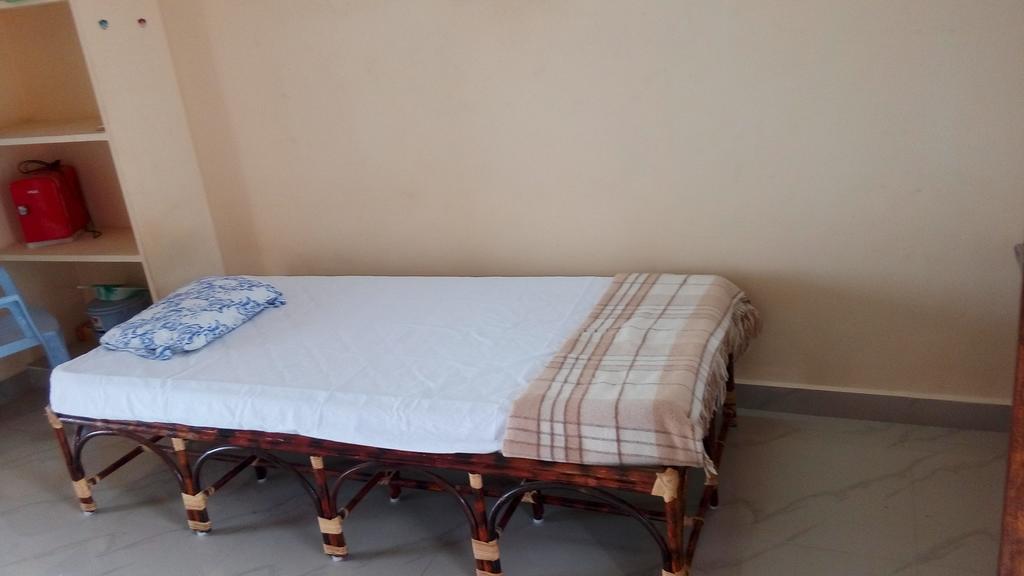 Sabri Guest House Tiruvannāmalai エクステリア 写真