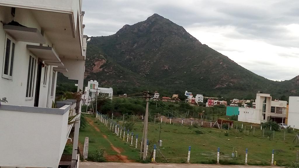 Sabri Guest House Tiruvannāmalai エクステリア 写真