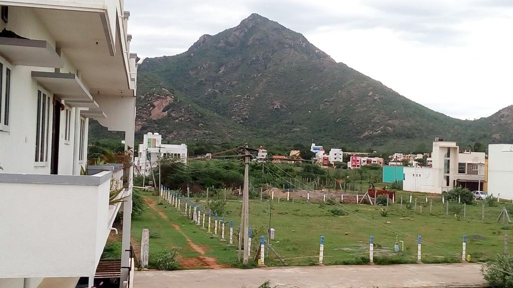 Sabri Guest House Tiruvannāmalai エクステリア 写真